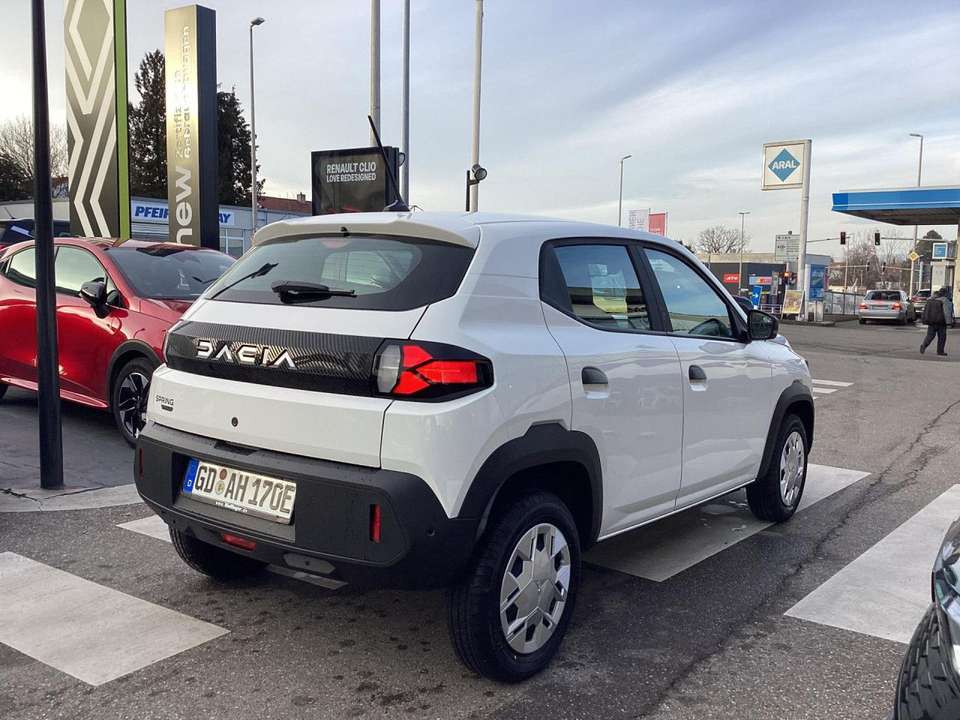 Dacia Spring - Imagem 8