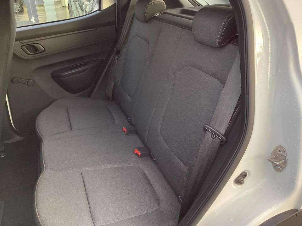 Dacia Spring - Imagem 12