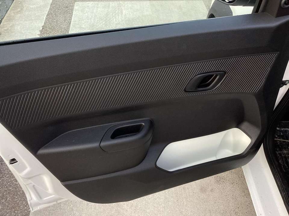Dacia Spring - Imagem 14