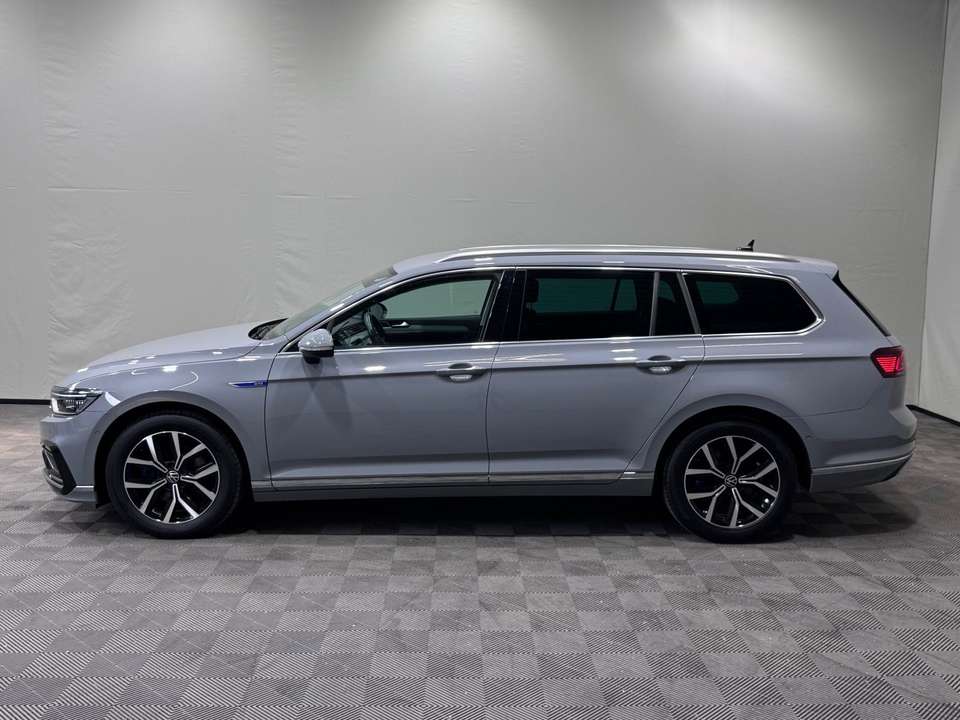 Volkswagen Passat Variant - Imagem 3