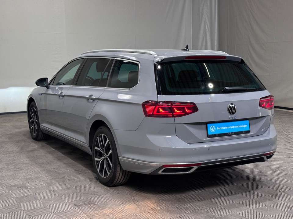 Volkswagen Passat Variant - Imagem 5