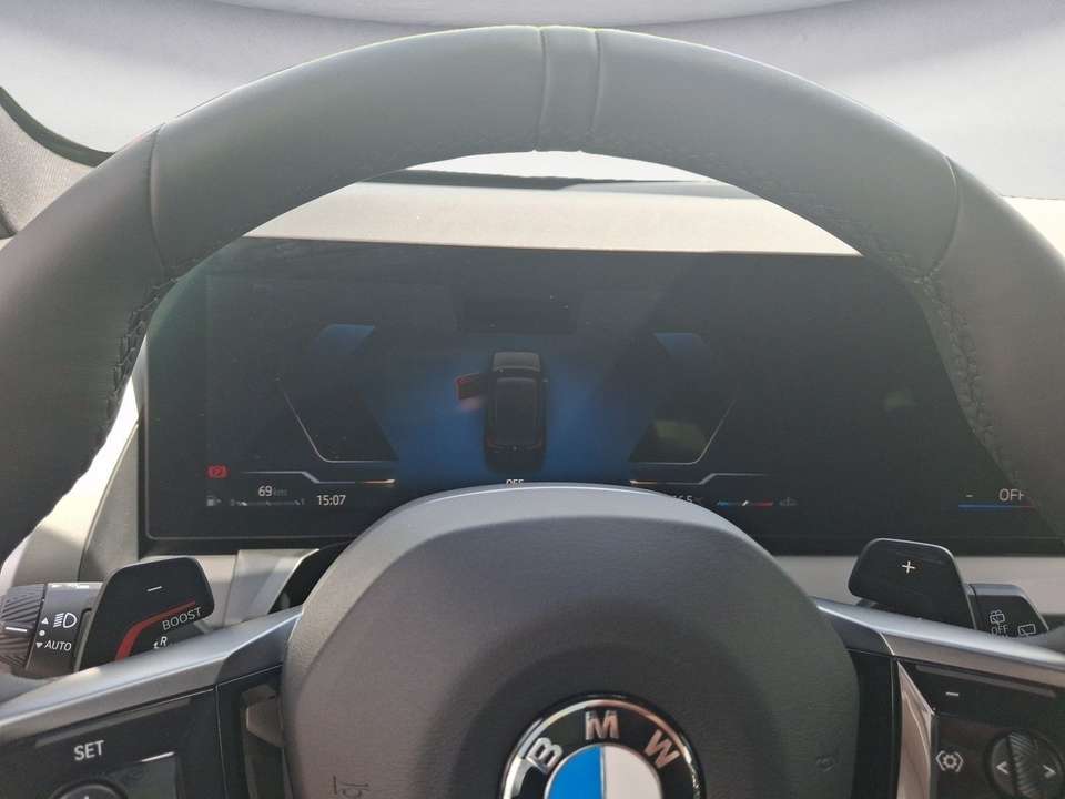 BMW X3 - Imagem 8