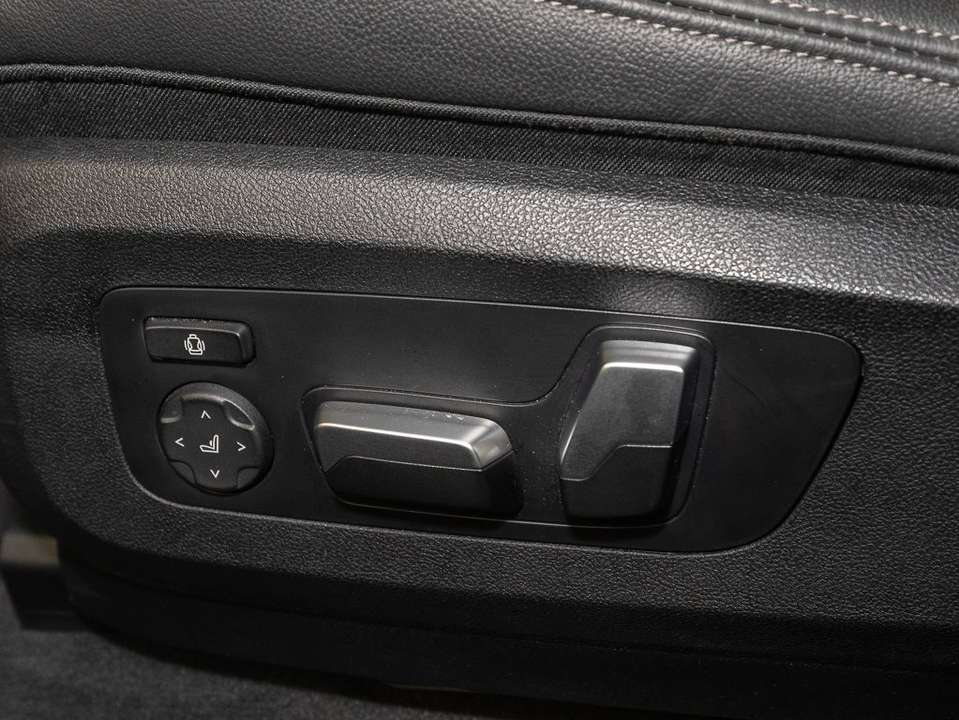 BMW X5 - Imagem 12