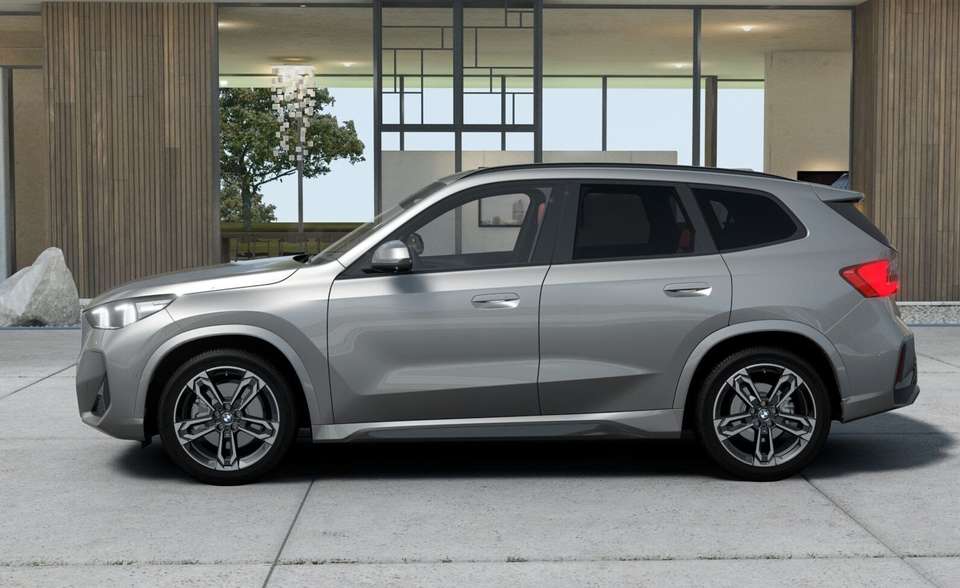 BMW iX1 - Imagem 4