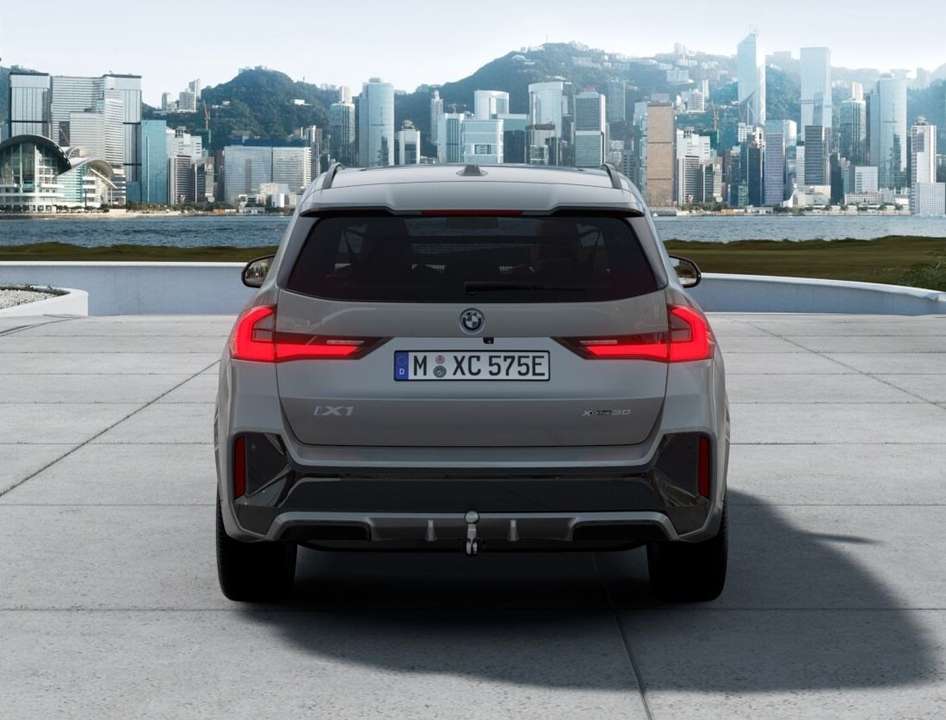 BMW iX1 - Imagem 9