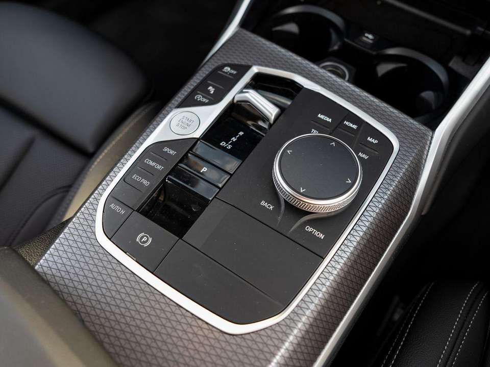 BMW 320 - Imagem 15