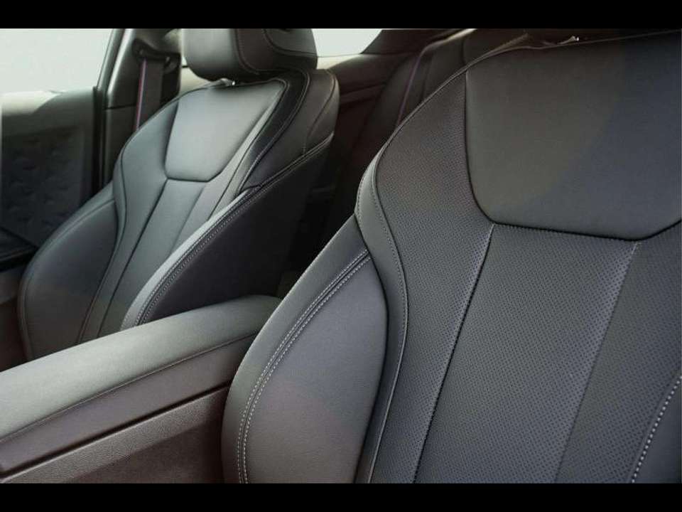BMW 218 - Imagem 10