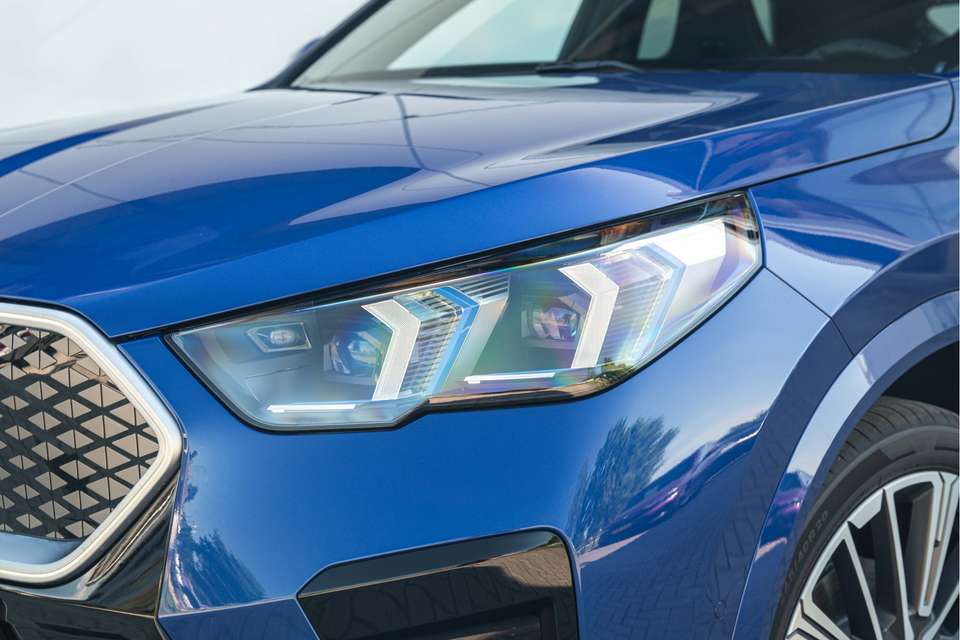BMW iX2 - Imagem 3