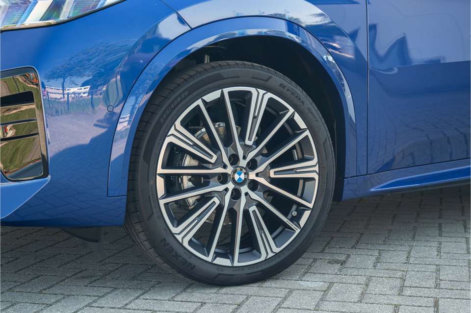 BMW iX2 - Imagem 4