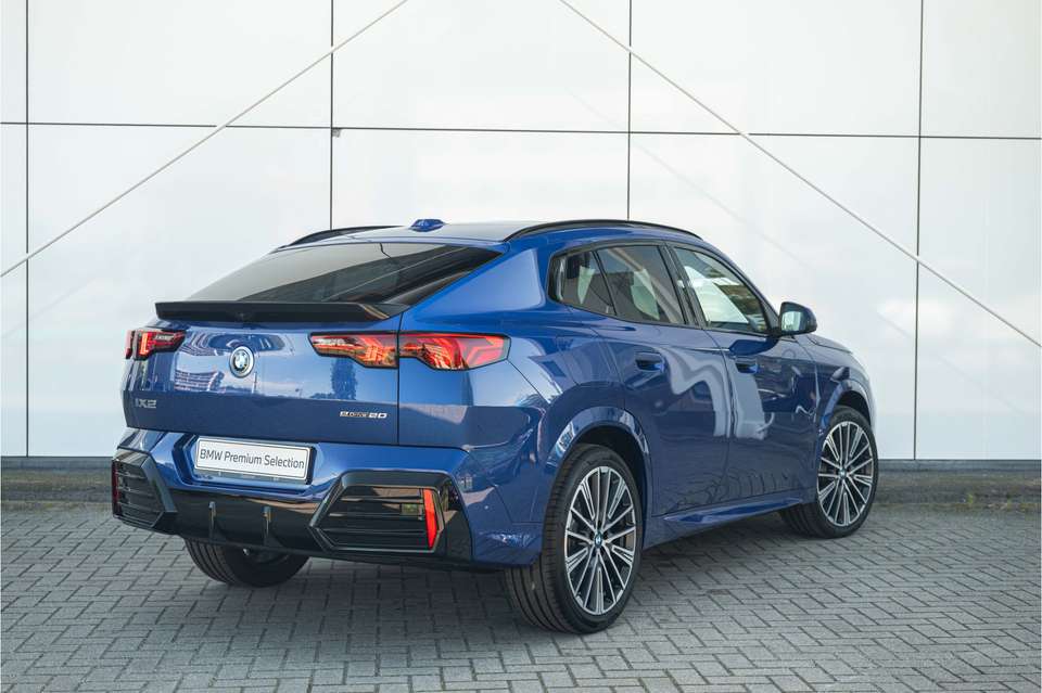 BMW iX2 - Imagem 10