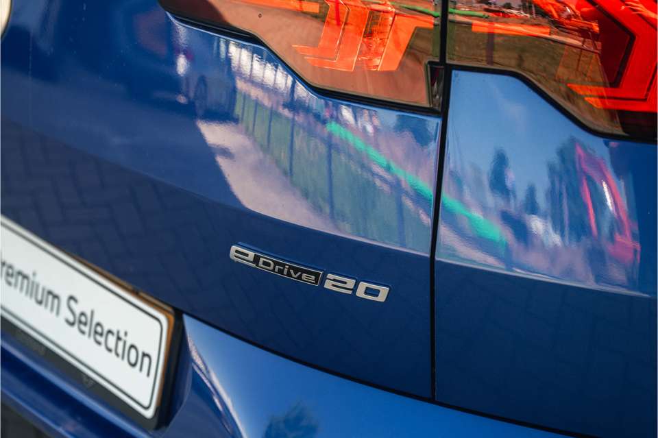 BMW iX2 - Imagem 12