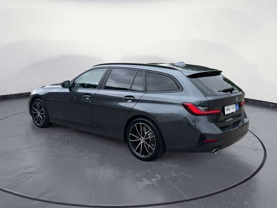 BMW 330 - Imagem 4