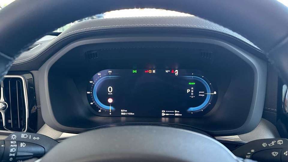 Volvo XC60 - Imagem 12