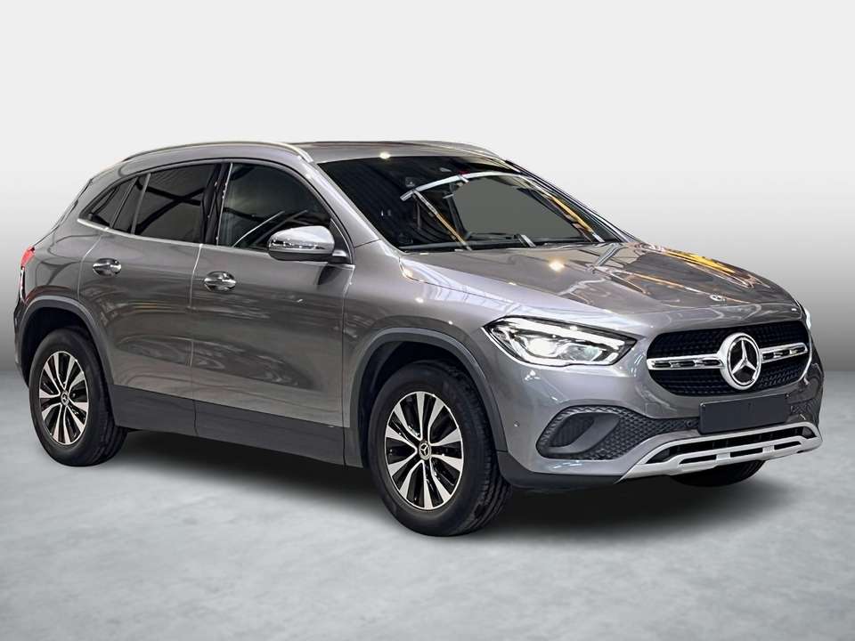 Mercedes-Benz GLA 180 - Imagem 2