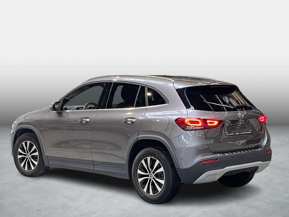 Mercedes-Benz GLA 180 - Imagem 4