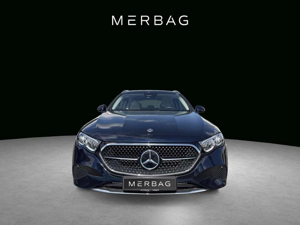 Mercedes-Benz E 300 - Imagem 2