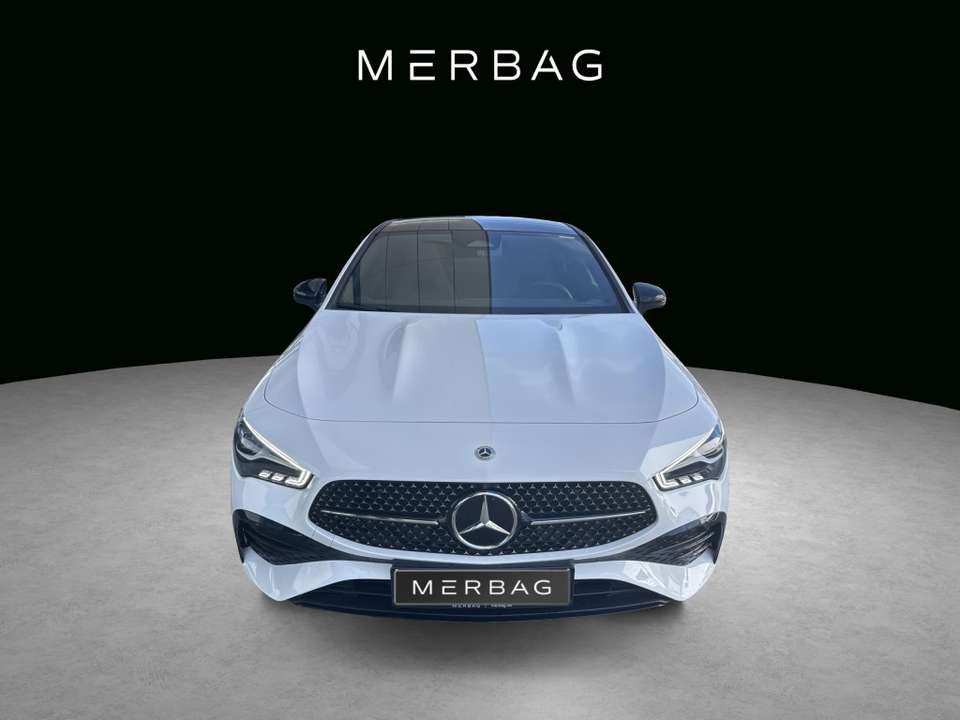 Mercedes-Benz CLA 220 - Imagem 2
