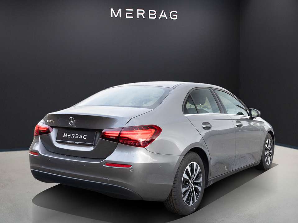 Mercedes-Benz A 180 - Imagem 2
