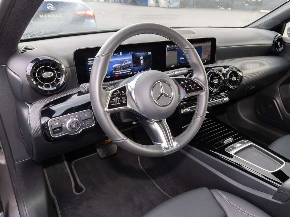 Mercedes-Benz A 180 - Imagem 4