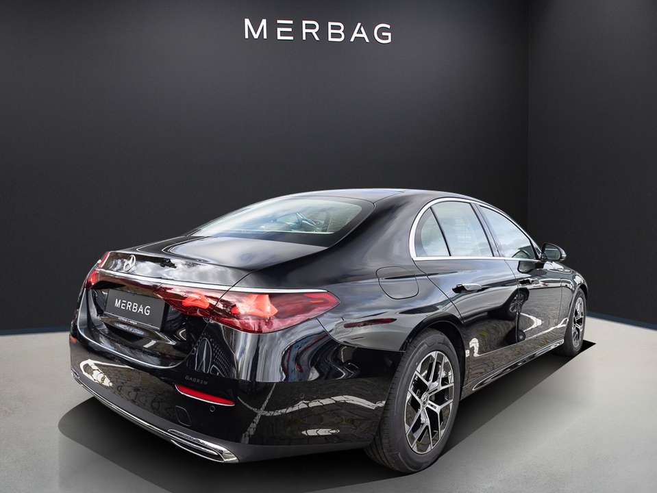 Mercedes-Benz E 200 - Imagem 2