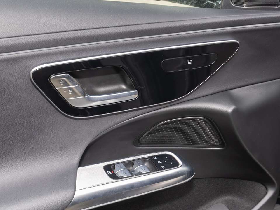 Mercedes-Benz E 200 - Imagem 5