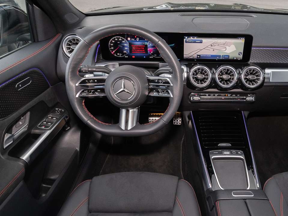 Mercedes-Benz GLB 180 - Imagem 6