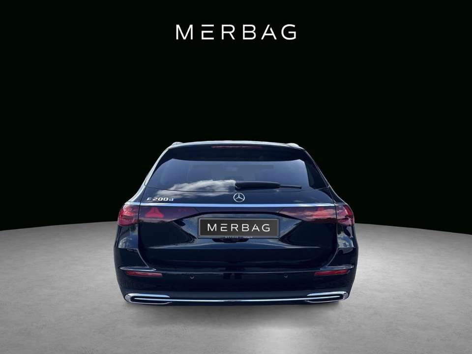 Mercedes-Benz E 200 - Imagem 6