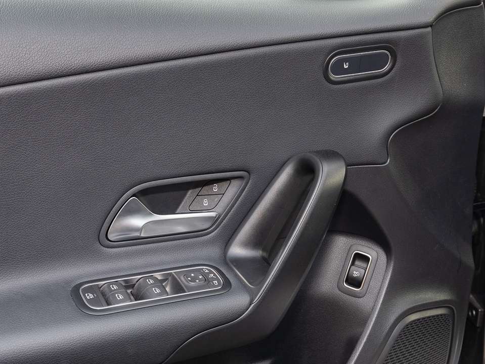Mercedes-Benz A 180 - Imagem 5
