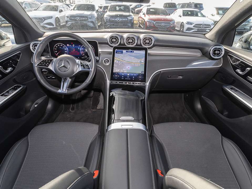 Mercedes-Benz GLC 200 - Imagem 8