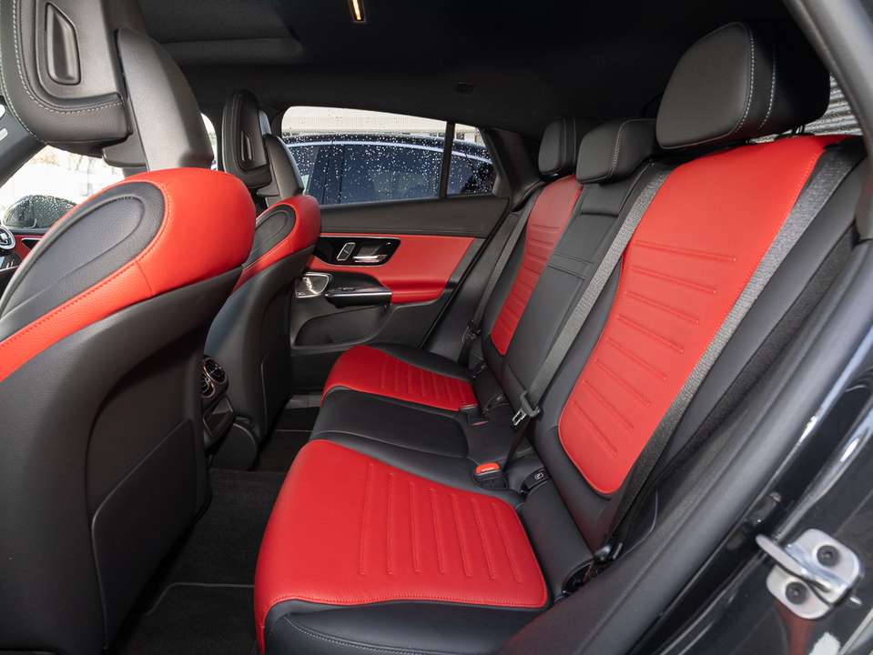 Mercedes-Benz GLC 300 - Imagem 11