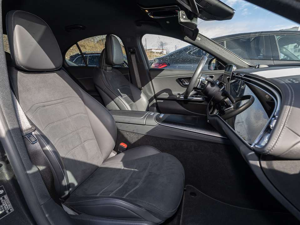 Mercedes-Benz E 300 - Imagem 10