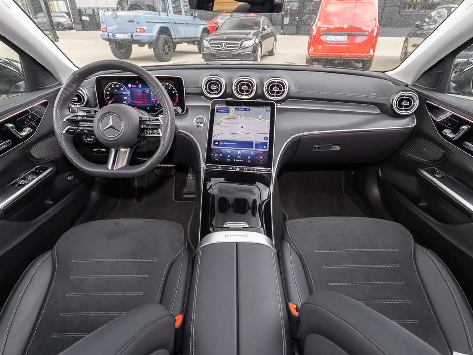 Mercedes-Benz C 180 - Imagem 9