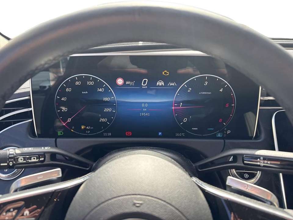 Mercedes-Benz E 200 - Imagem 10