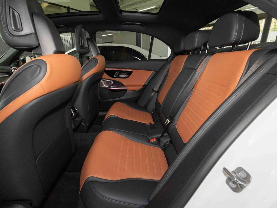 Mercedes-Benz C 180 - Imagem 11