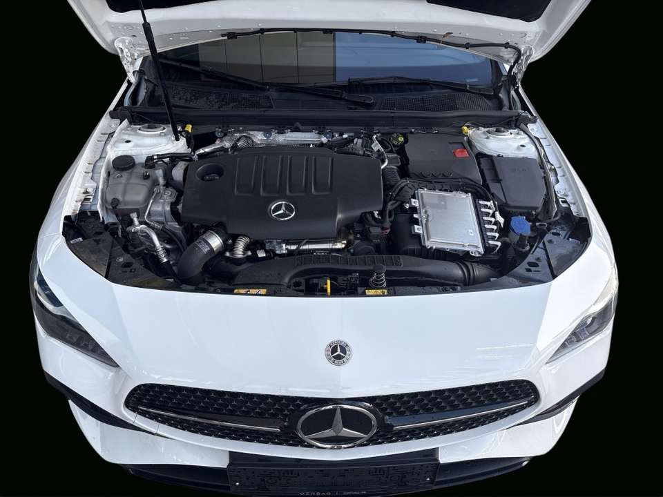 Mercedes-Benz CLA 220 - Imagem 11