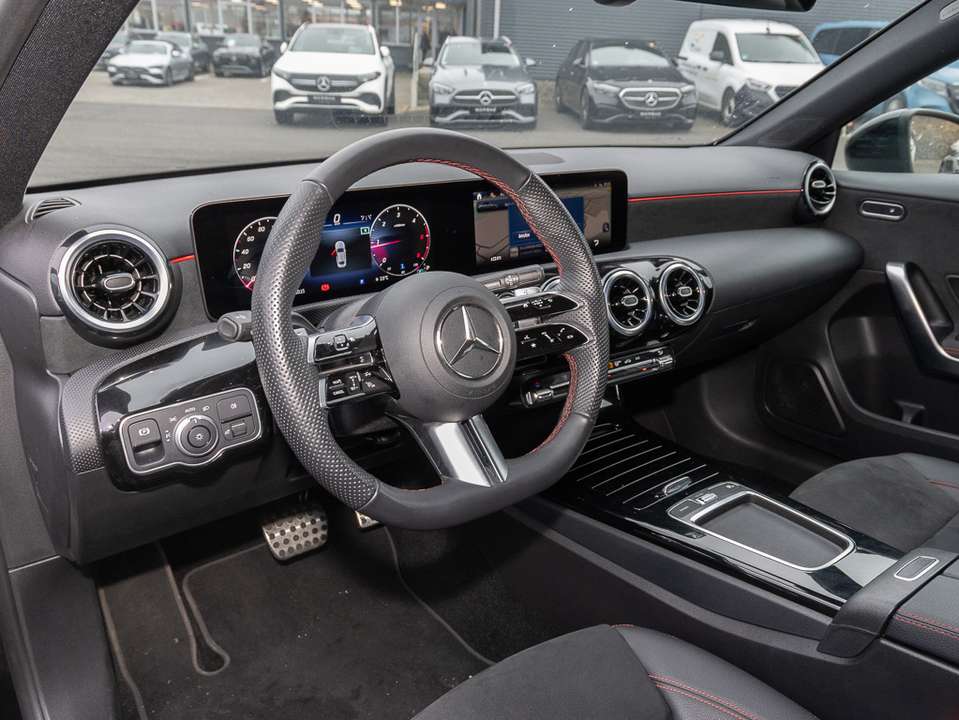 Mercedes-Benz A 180 - Imagem 4