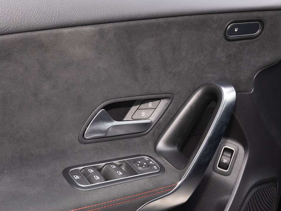Mercedes-Benz A 180 - Imagem 5