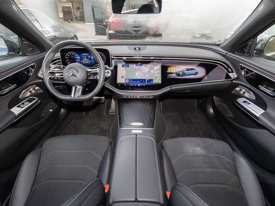 Mercedes-Benz E 300 - Imagem 9