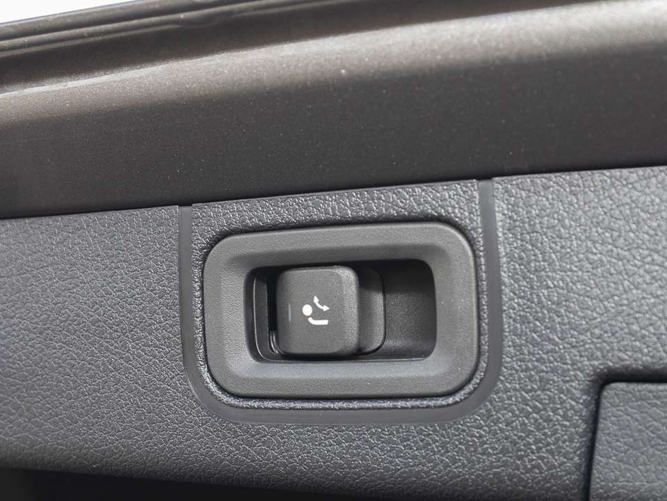 Mercedes-Benz A 200 - Imagem 12