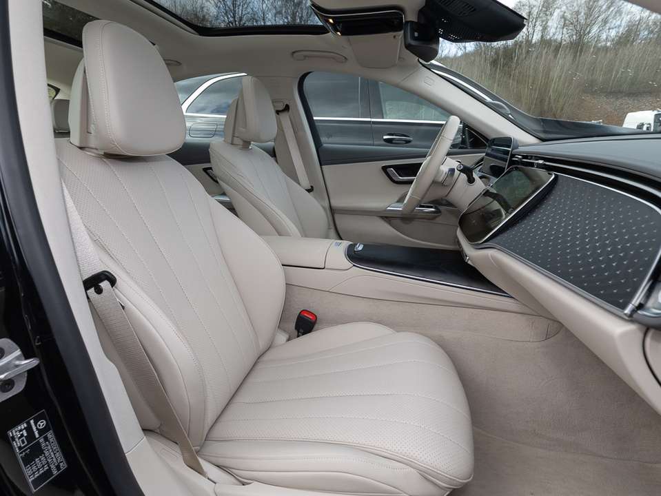 Mercedes-Benz E 200 - Imagem 10