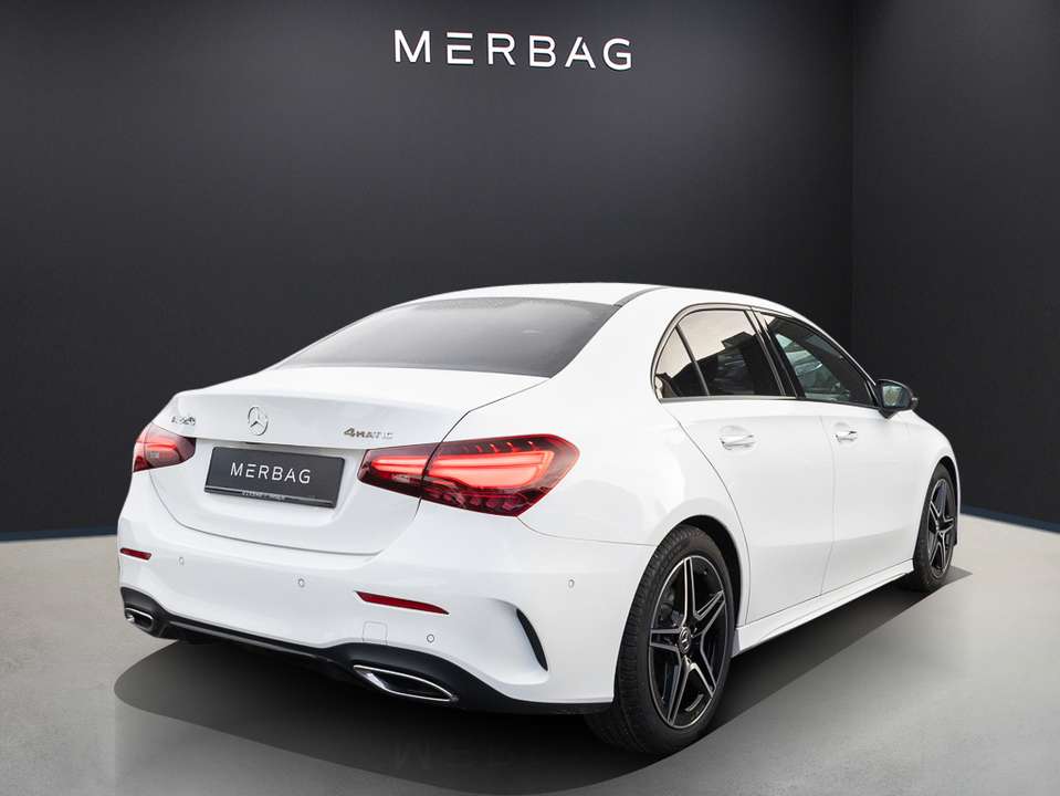 Mercedes-Benz A 220 - Imagem 2