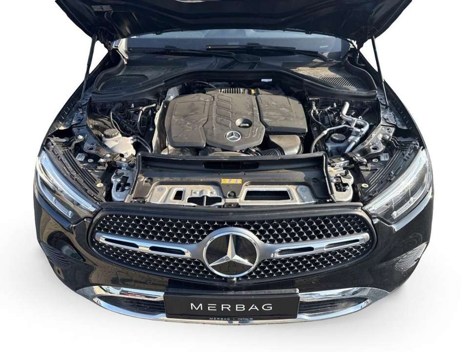 Mercedes-Benz GLC 200 - Imagem 11