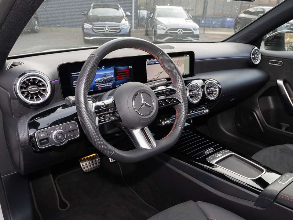 Mercedes-Benz A 220 - Imagem 4