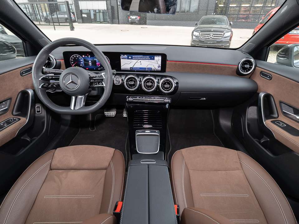 Mercedes-Benz A 180 - Imagem 10