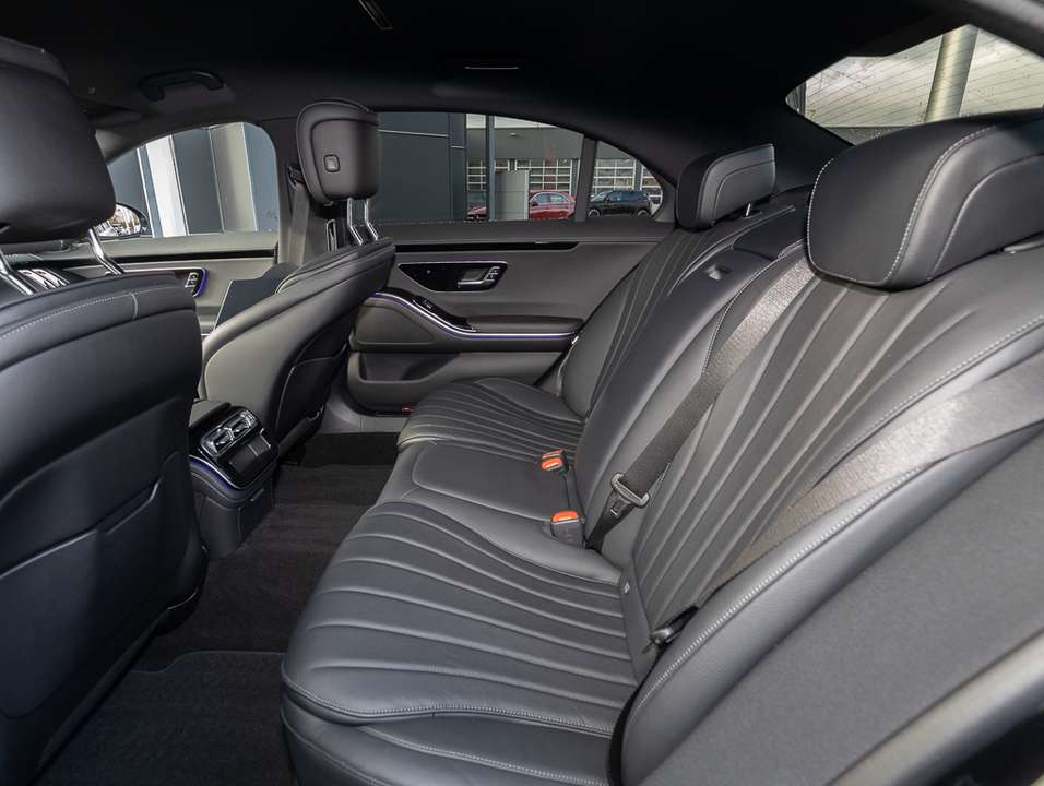Mercedes-Benz S 350 - Imagem 11
