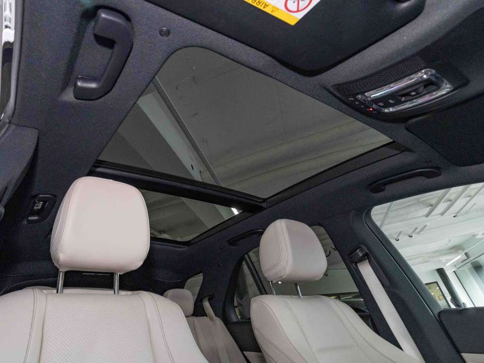 Mercedes-Benz GLE 300 - Imagem 13