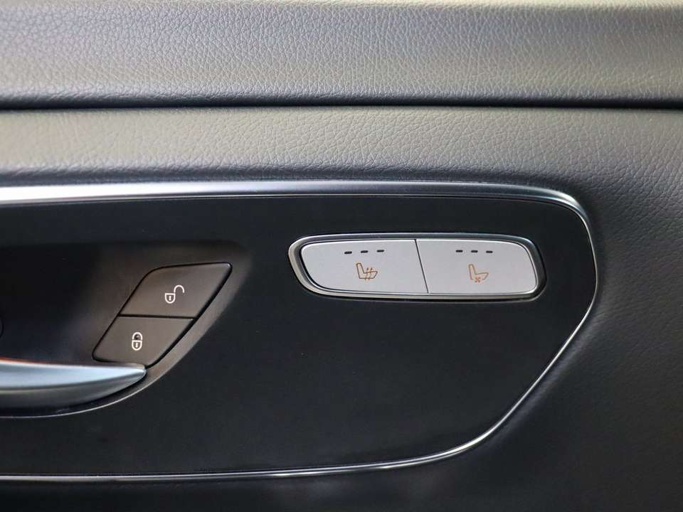 Mercedes-Benz V 250 - Imagem 11