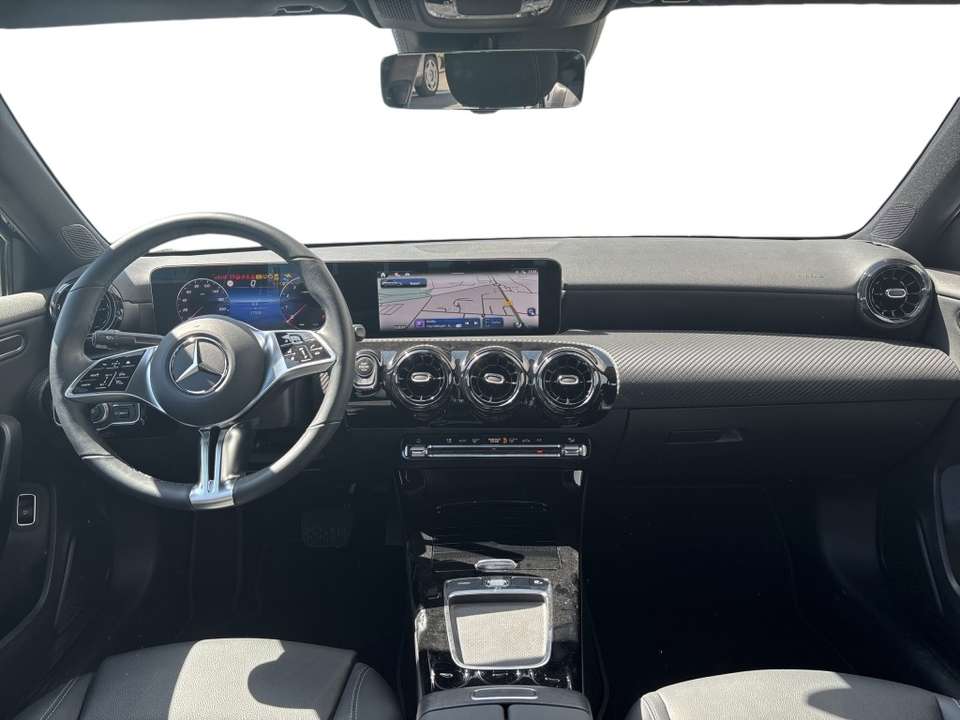 Mercedes-Benz A 180 - Imagem 8
