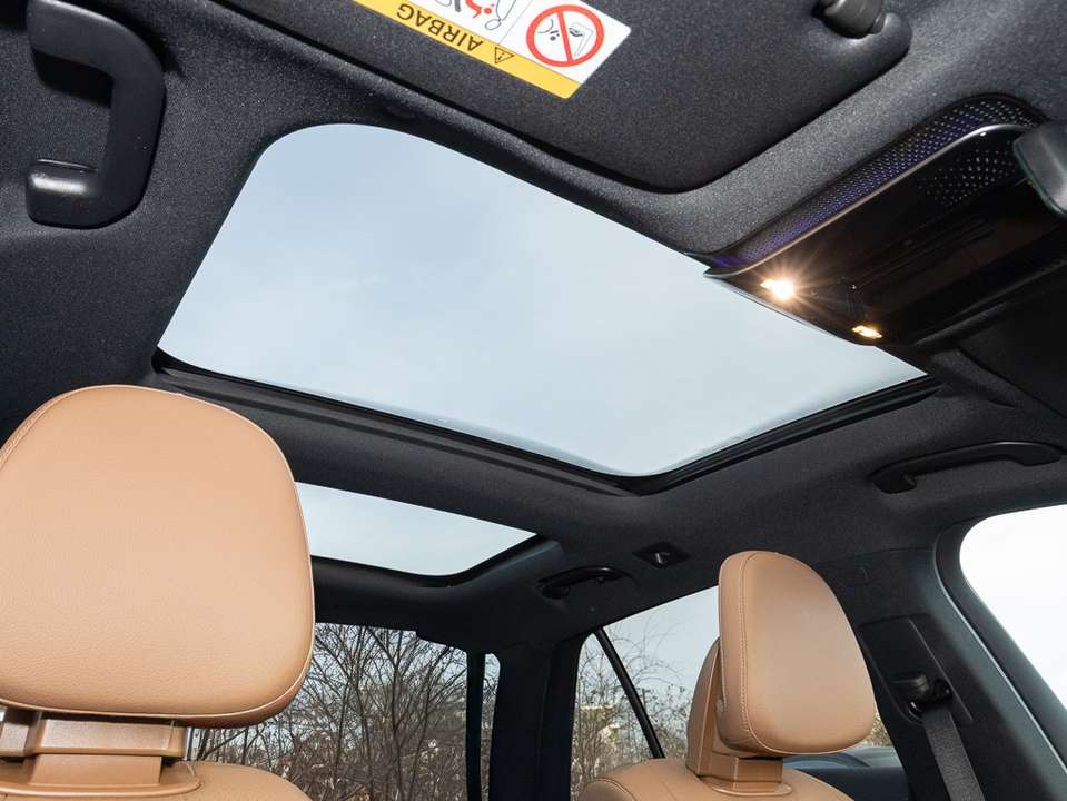 Mercedes-Benz E 220 - Imagem 10