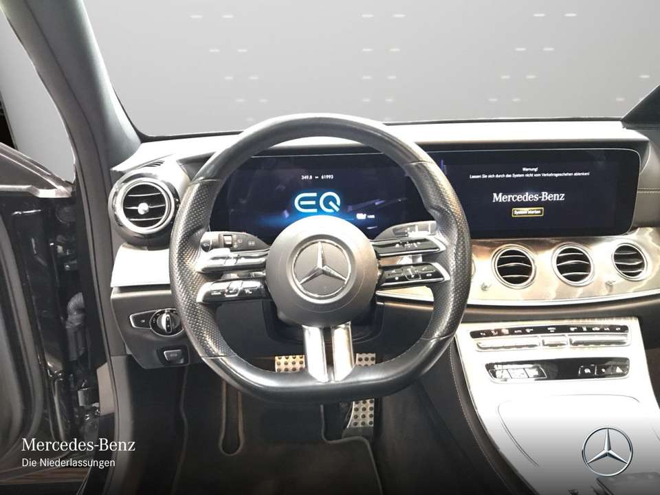 Mercedes-Benz E 300 - Imagem 14